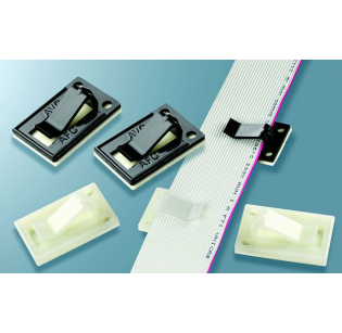 Cамоклеющаяся площадка для крепления кабеля AVC AFC-22A-N (100шт) Cамоклеющаяся площадка для крепления кабеля AVC AFC-22A-N (100шт)